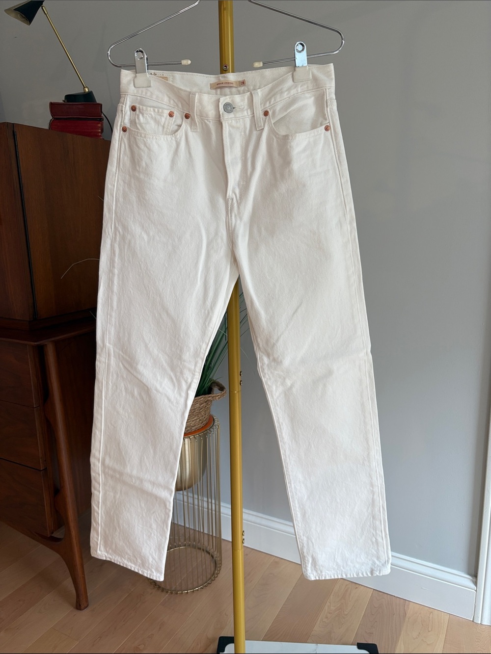 Levi's Women's Wedgie Straight Jeans in White